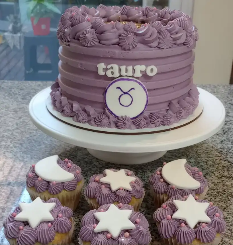 Torta temática Tauro con muffins